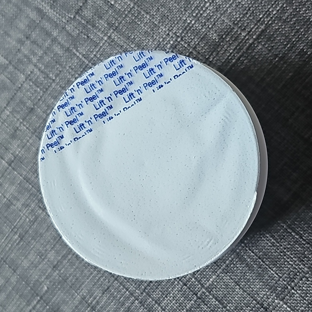 First Aid Beauty - Picture 4 of 5